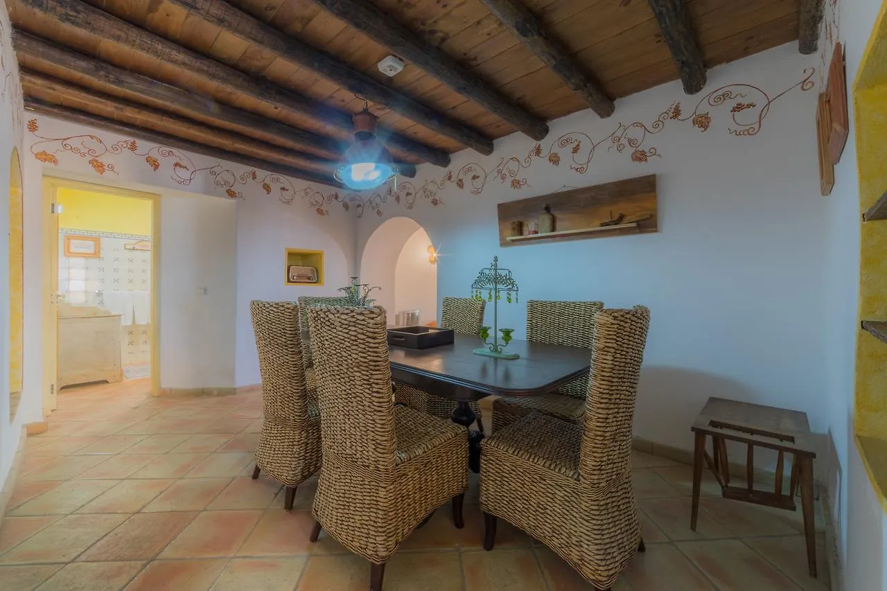 Quinta De Sao Faustino - Turismo Rural Hotel Boliqueime Portugalia